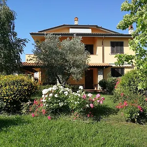 Frühstückspension Mansarda Sulla Francigena **